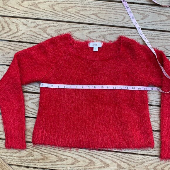 Decree Fuzzy Eyelash Knit Long Sleeve Boatneck Cropped Sweater Sz M - Picture 12 of 13